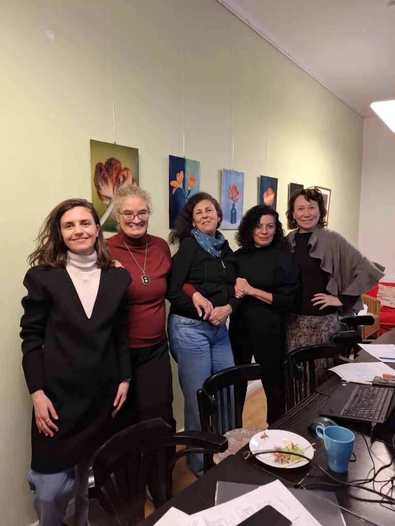 Instagram post from via.bund. This post is in position 3.